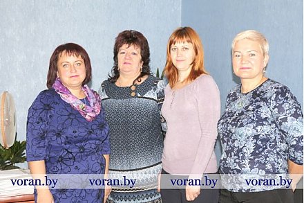 Партнеры районки  принимают поздравления