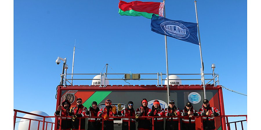 Белорусские полярники приступили к реализации научных программ в Антарктиде