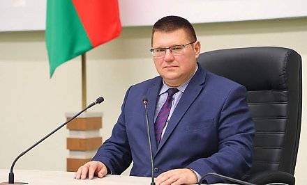 Из чего формируется бюджет области и как распределяются эти деньги, рассказал начальник главного финансового управления облисполкома Павел Ошурик