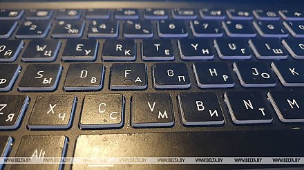 Онлайн-площадки предлагали к продаже экстремистские книги, прокуроры вынесли предписания