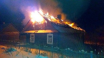 В Лиде мужчина поджог свой дом ради страховки