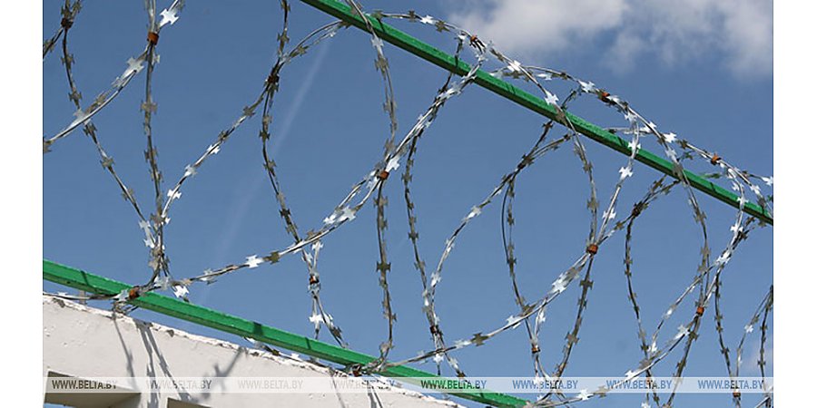 Правительство Латвии ввело режим ЧП из-за наплыва мигрантов