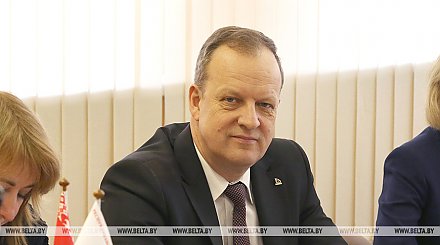 Шатько: повесить в Риге считающийся в Беларуси неприемлемым флаг - это профашистские проявления