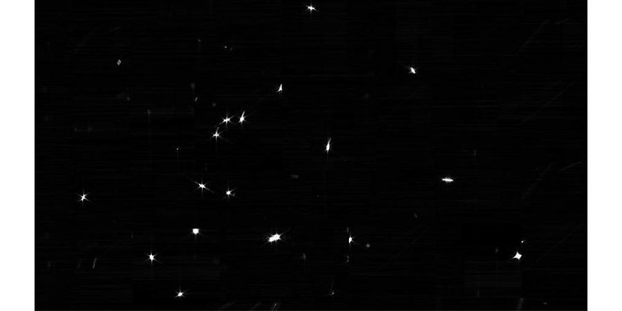 NASA опубликовало первое изображение с телескопа "Джеймс Уэбб"