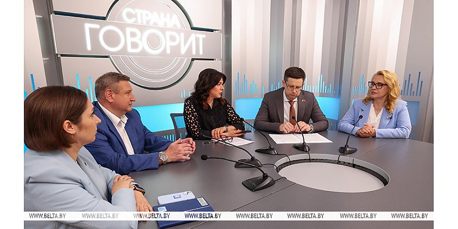 Как педагоги используют ИИ в своей работе, рассказали в Академии образования