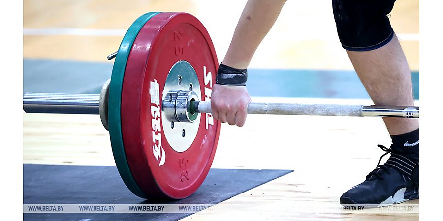 Белорусские тяжелоатлеты завоевали два золота на открытом первенстве России