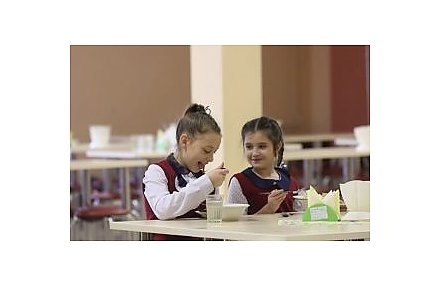 В столовых школ и вузов будет единый порядок формирования цен