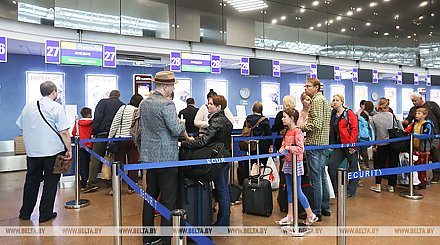 Беларусь планирует распространить безвизовый режим на областные аэропорты и наземные пункты пропуска