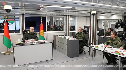 Александр Лукашенко: границу с Украиной надо надежно защитить на случай непредсказуемости, неадекватности