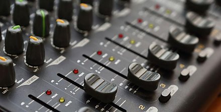 Поздравление Министерства информации Республики Беларусь с Днем работников радио, телевидения и связи