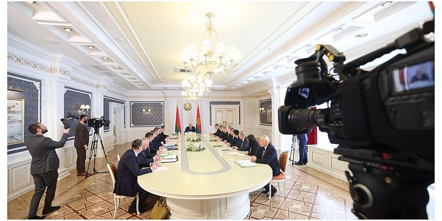 Директива о дисциплине, неожиданные кадры, финансы в спорте и волевая победа. Итоги недели Президента