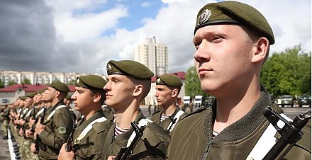 Поздравление Гродненского облисполкома и Гродненского областного Совета депутатов с Днем внутренних войск Республики Беларусь