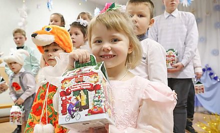 Благотворительная акция "Наши сердца - детям" стартует в Беларуси 15 декабря