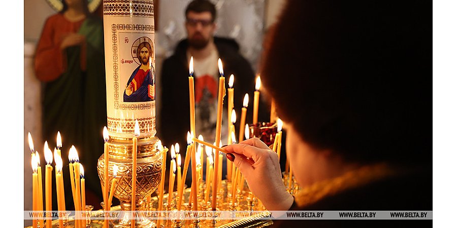 Родительская суббота. В церквях поминают всех усопших православных христиан 