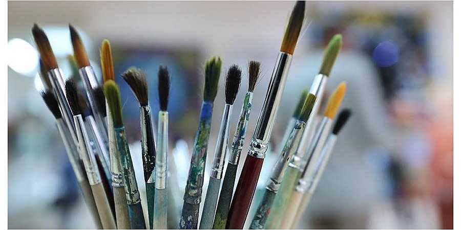 Более 1,3 тыс. юных художников из Беларуси поучаствовали в конкурсе "Праздник праздников"