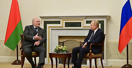Александр Лукашенко и Владимир Путин обменялись поздравлениями с Днем единения народов