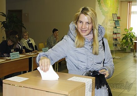 На Гродненщине в выборах депутатов местных Советов, по предварительным подсчетам, приняли участие 79,8 процента избирателей