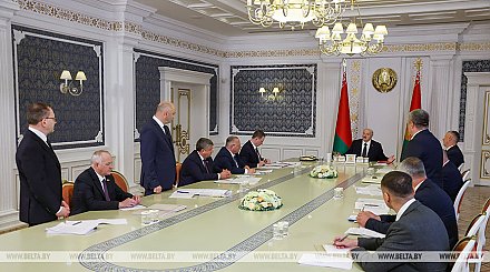 Модернизация сельхозпроизводства на примере Витебской области стала одной из тем совещания у Александра Лукашенко 
