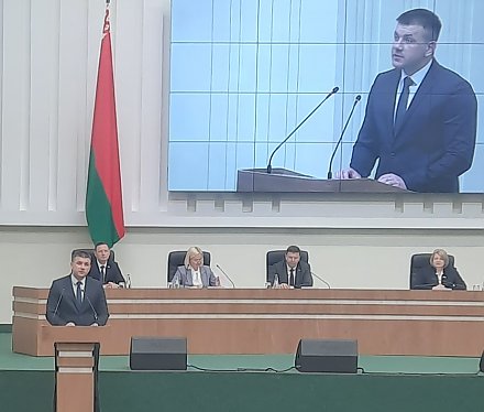 Кандидаты в члены Совета Республики представляют свои программы