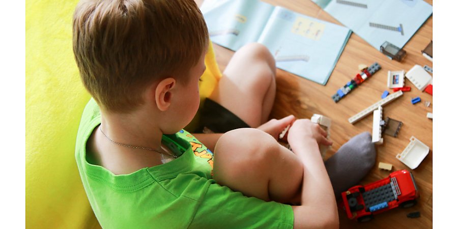 Педиатр назвал самые опасные детали в детских игрушках