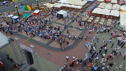 6 улиц в честь областных центров открылись в Гродно во второй день фестиваля