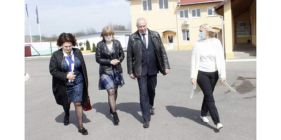 Юрый Караеў: “На першым месцы ў насельніцтва – здароўе, заработная плата, бяспека свая і дзяцей”