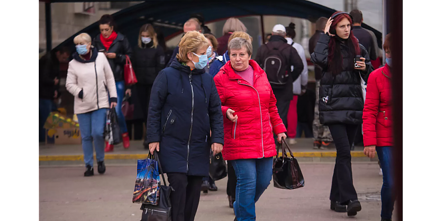 Подорожает связь, интернет и сигареты. Что изменится в Беларуси с 1 октября