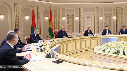 Александр Лукашенко подчеркнул очень знаковый момент для визита в Беларусь делегации Санкт-Петербурга