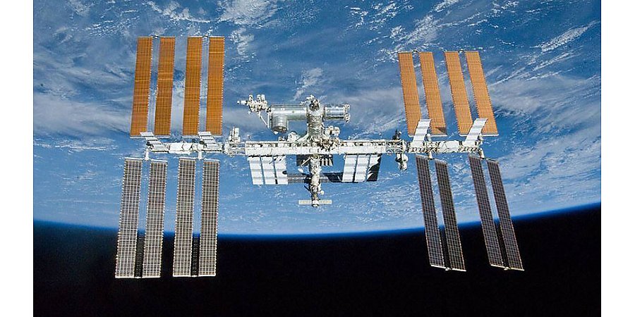 Российские космонавты выйдут в открытый космос 19 января