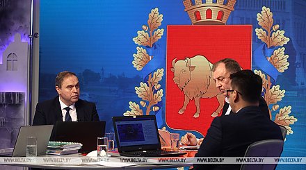 Председатель облисполкома Владимир Караник в прямом эфире YouTube ответил на вопросы о региональной стратегии развития Гродненщины