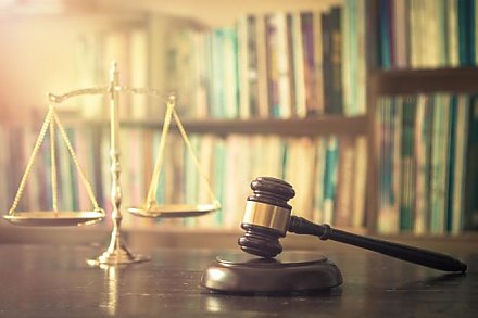 Поздравление Гродненского облисполкома и Гродненского областного Совета депутатов с Днем юриста