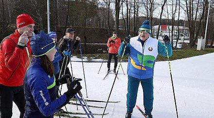 Александр Лукашенко посещает республиканские соревнования среди юношей и молодежи по биатлону и лыжным гонкам