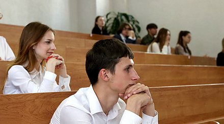 Минобразования: около 2 тыс. выпускников-платников воспользовались возможностью распределения в 2023 году