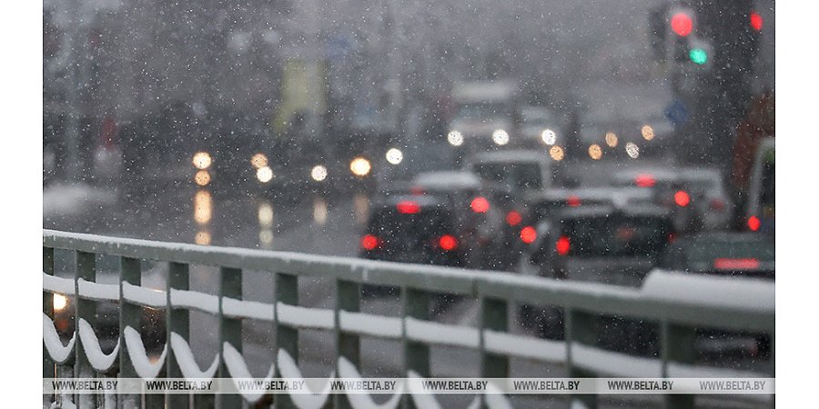 ГАИ дала советы водителям по безопасному вождению в гололед