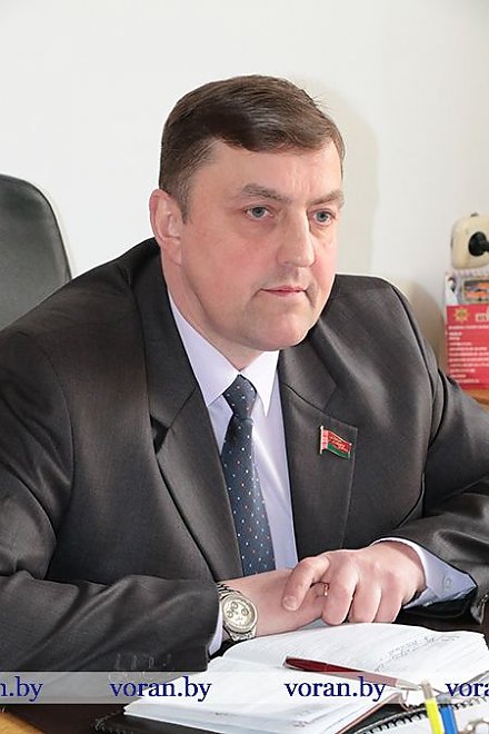 Декрет №3 стимулирует людей и власть