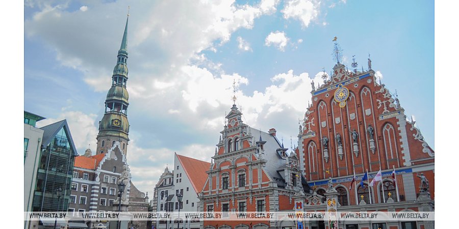 Большинство жителей Латвии сомневаются в своей способности оплатить счета за коммуналку из-за цен