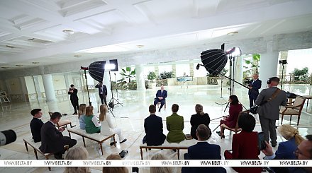 Разговор с Трампом, мирный план для Украины, прогнозы и инсайды от Первого. Главное из интервью Александра Лукашенко белорусским СМИ