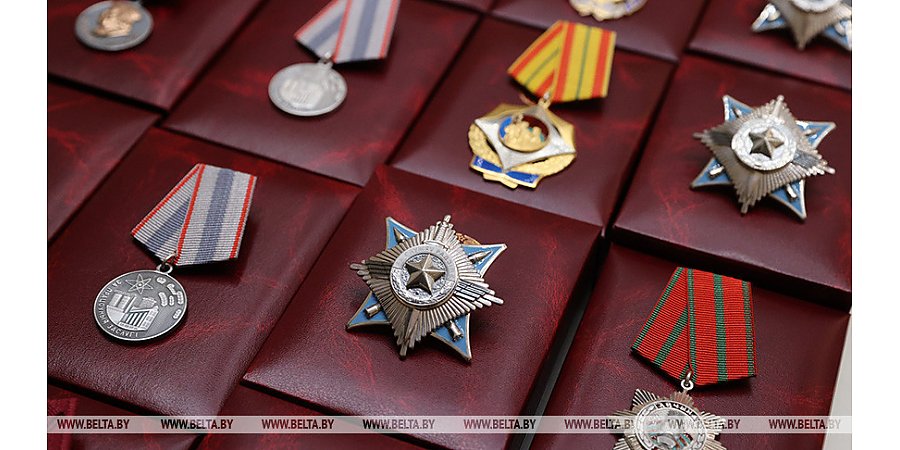 Головченко вручил госнаграды представителям различных сфер