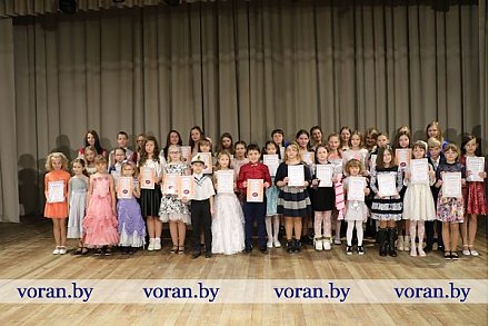 “Чароўны мікрафон” собрал в Вороново друзей (Фото)