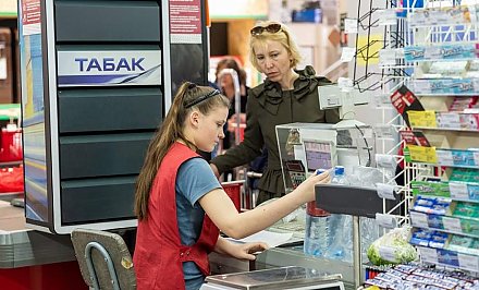 Продуктов с QR-кодами в Беларуси станет больше. Что придется сканировать дважды?