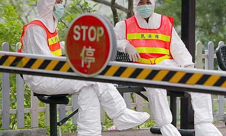 Количество погибших от коронавируса в Китае возросло до 213, число инфицированных приближается к 10 тыс.