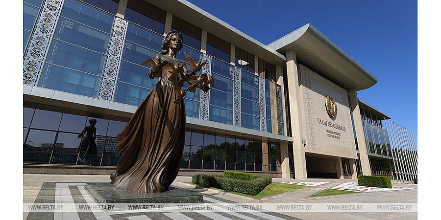 На поощрение одаренных учащихся и студентов направлено более Br370 тыс. из спецфонда Президента