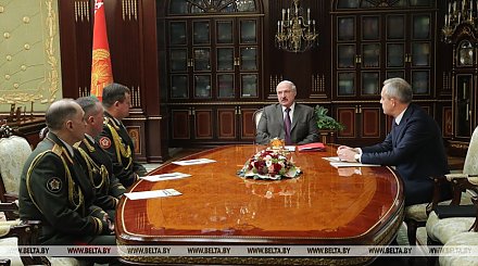 Александр Лукашенко назначил новых министра обороны и начальника Генштаба
