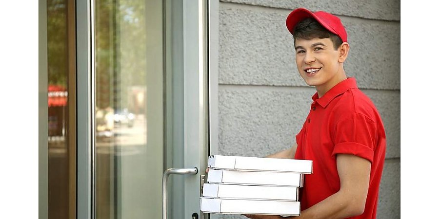 Возможностей для трудоустройства стало больше. В Беларуси расширили перечень мест работы для подростков