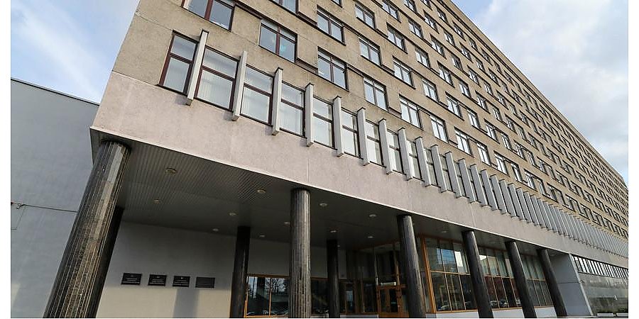 Минздрав в преддверии праздников напомнил о важности масочного режима и дистанцирования