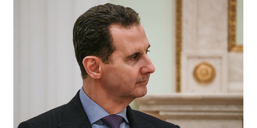 Бывший президент Сирии с членами семьи прибыл в Москву