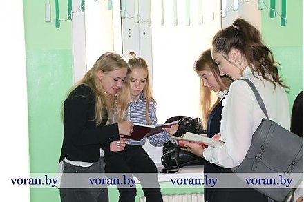 Держим кулаки! Сегодня в школах Вороновщины начались экзамены