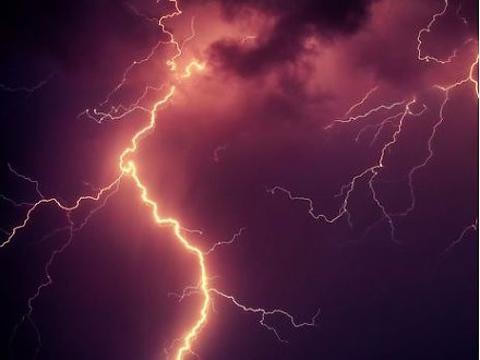 Оранжевый уровень опасности объявлен по западу Беларуси во второй половине дня из-за гроз