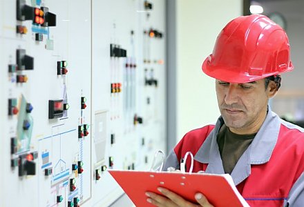 Поздравление Гродненского облисполкома и Гродненского областного Совета депутатов с Днем энергетика