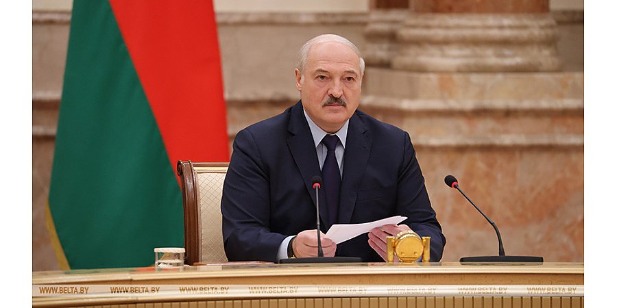 Александр Лукашенко: есть вариант проекта нового Основного закона